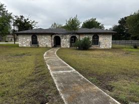 109 Cibolo Oak Ln - Photo 1 of 1