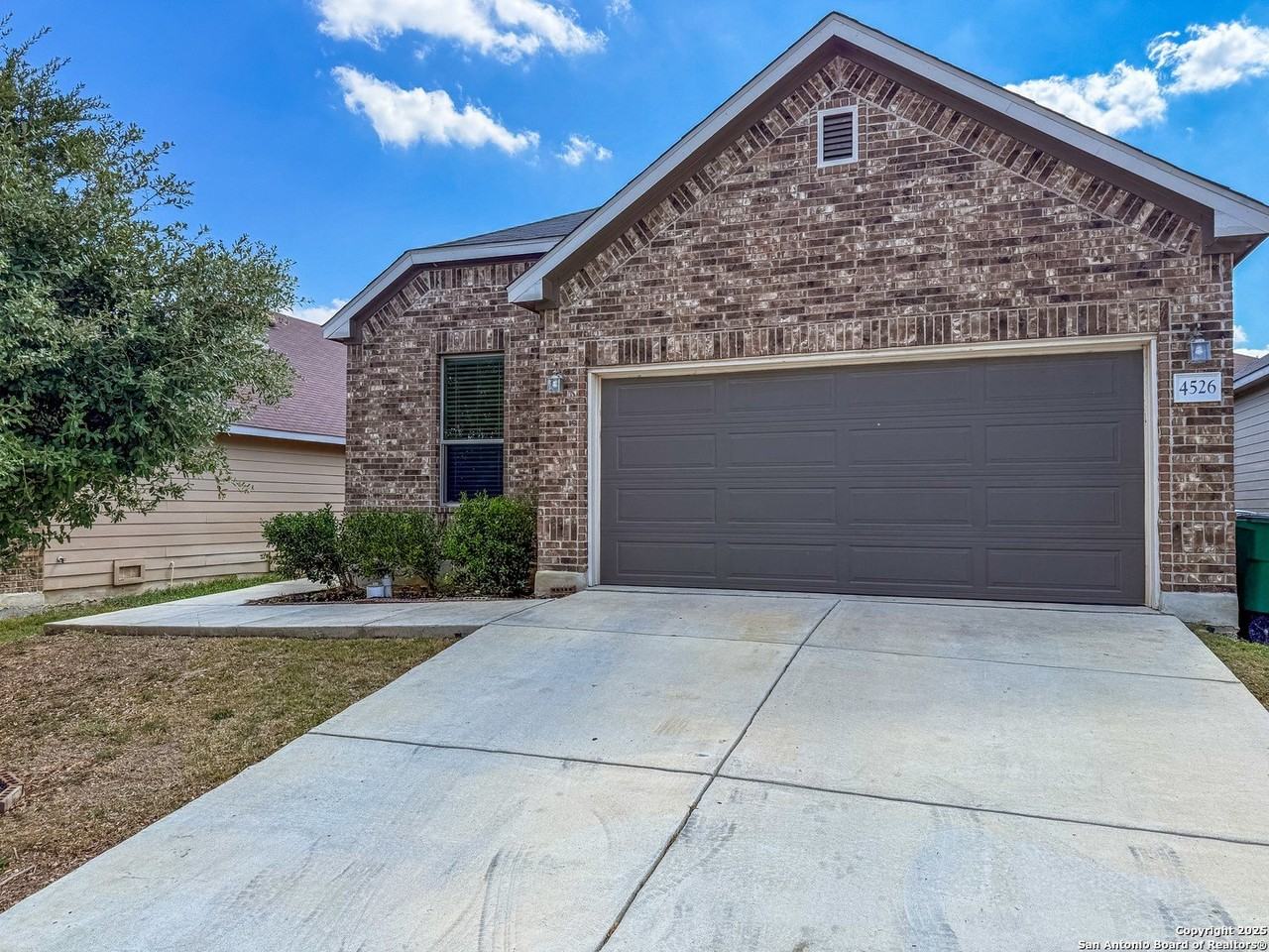 4526 Stetson Run - Photo 2 of 34