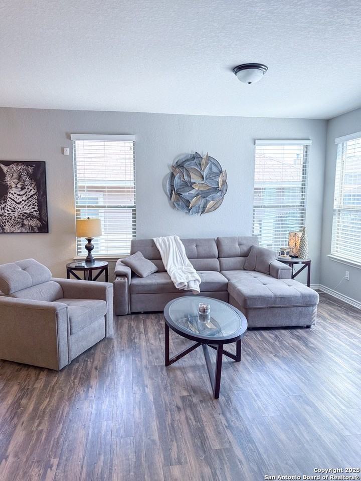 4526 Stetson Run - Photo 7 of 34