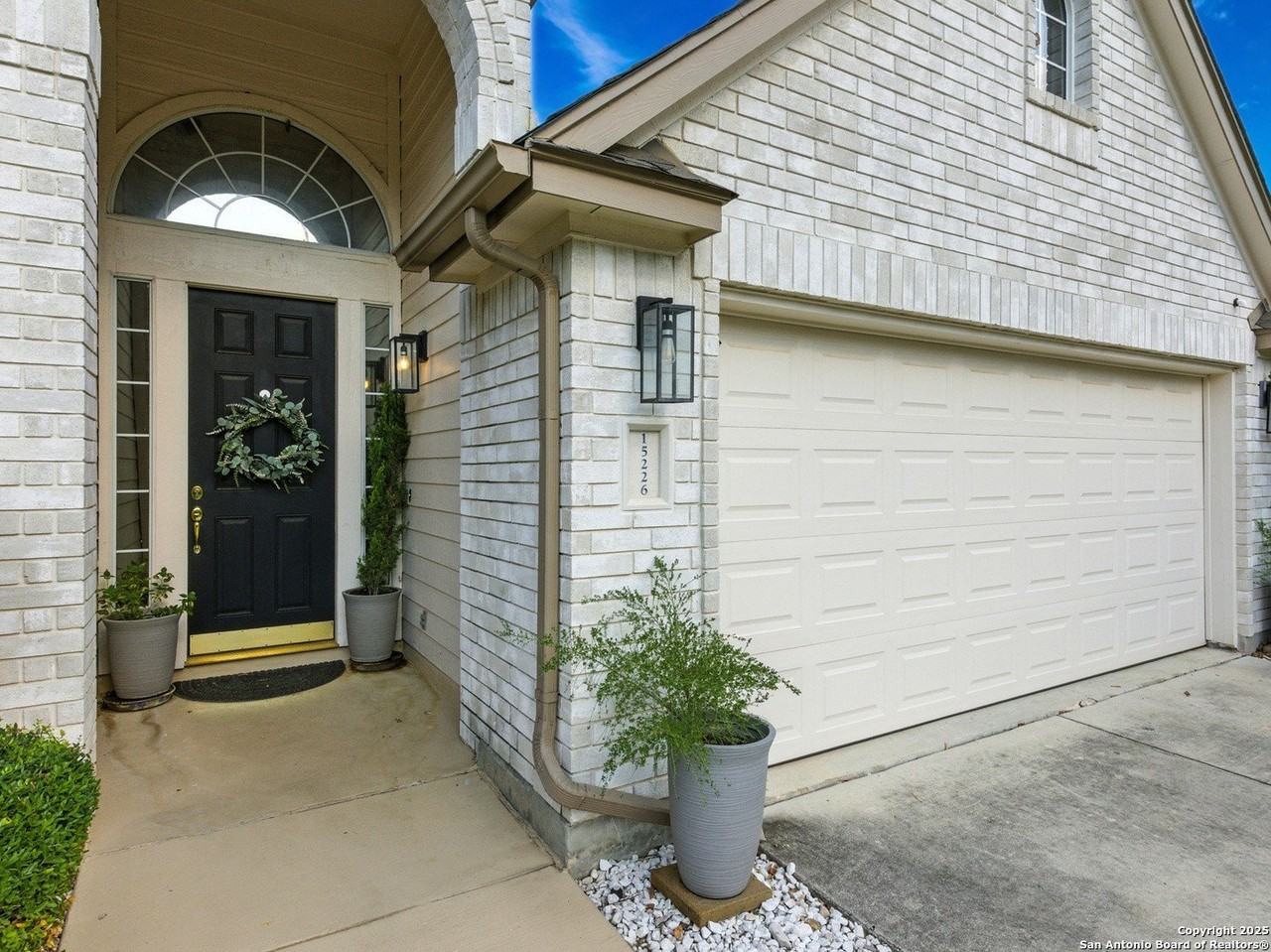 15226 Fall Haven Dr - Photo 5 of 26