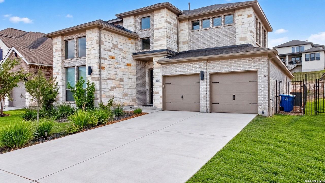 24033 Sidehill Lie - Photo 2 of 36