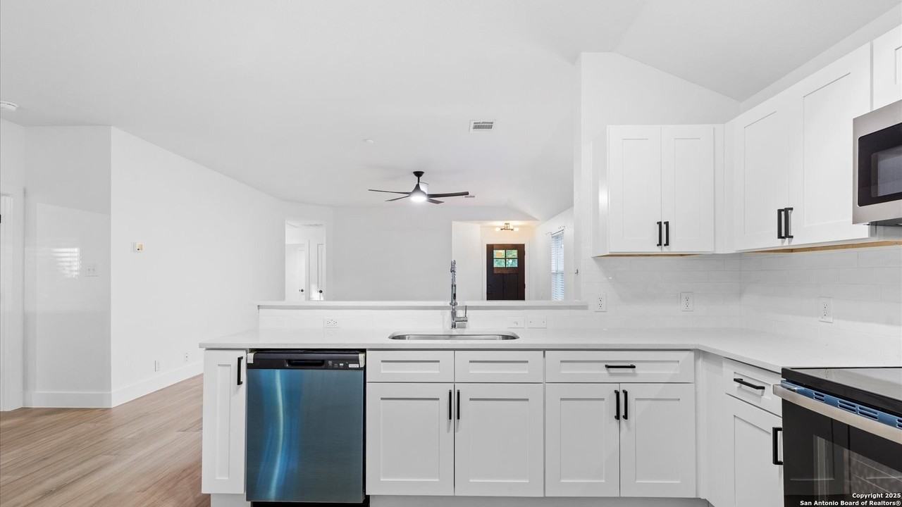 6608 Sally Agee - Photo 6 of 29