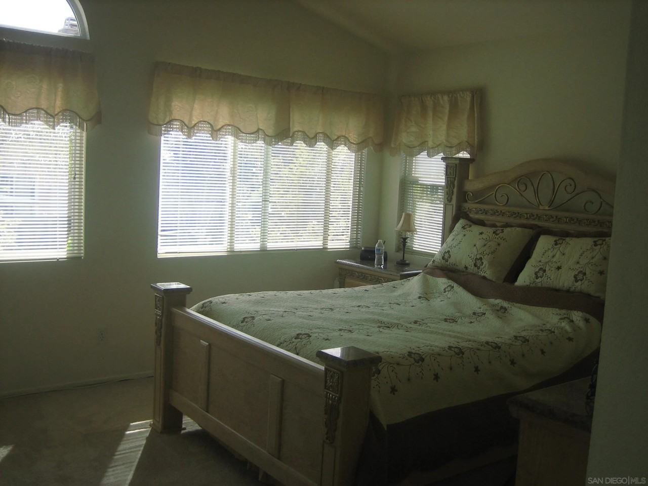 11342 Village Ridge Rd - Photo 6 of 26