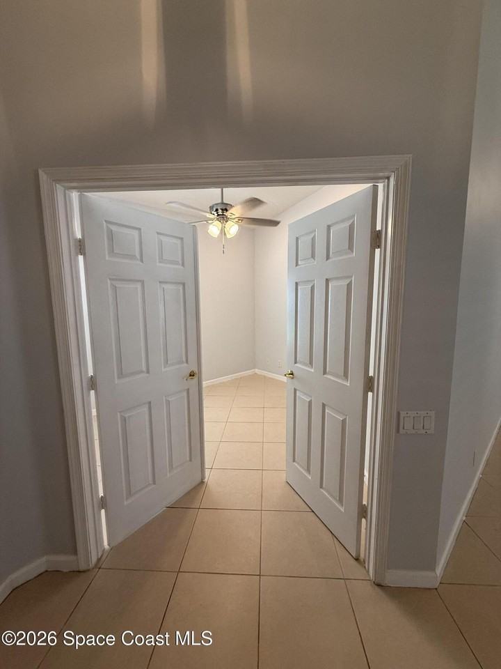 633 Nw Whitfield Way - Photo 5 of 24