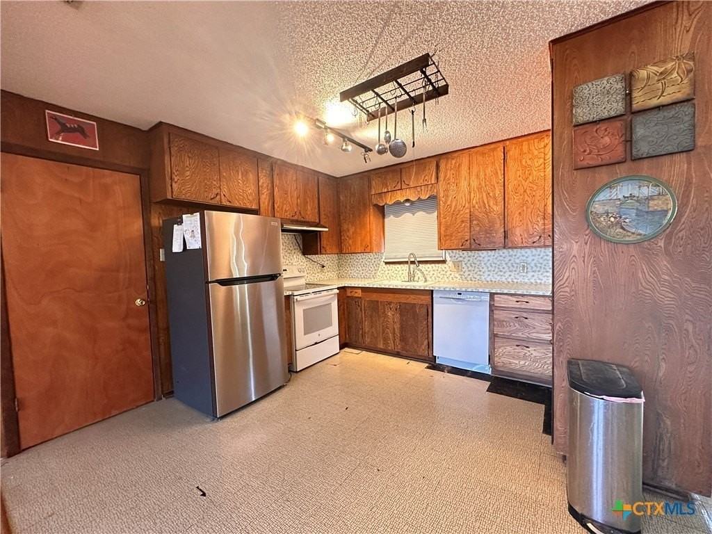 1409 Prospect St - Photo 7 of 30
