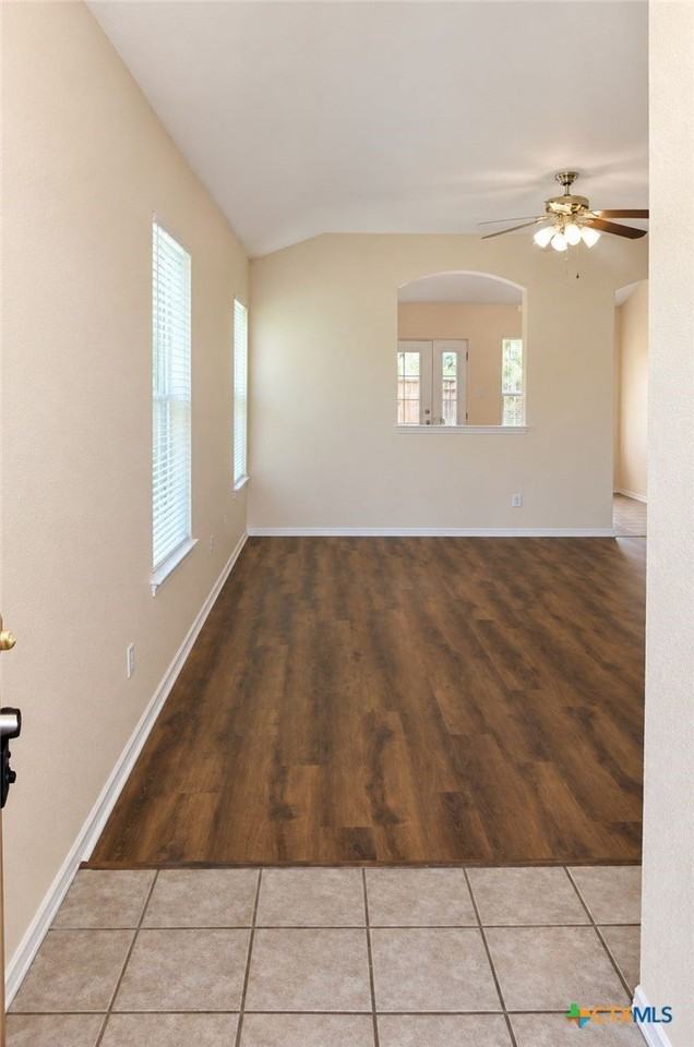102 Harvest Loop - Photo 3 of 32