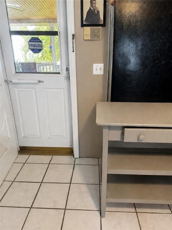 62 De Pinedo St - Photo 4 of 12