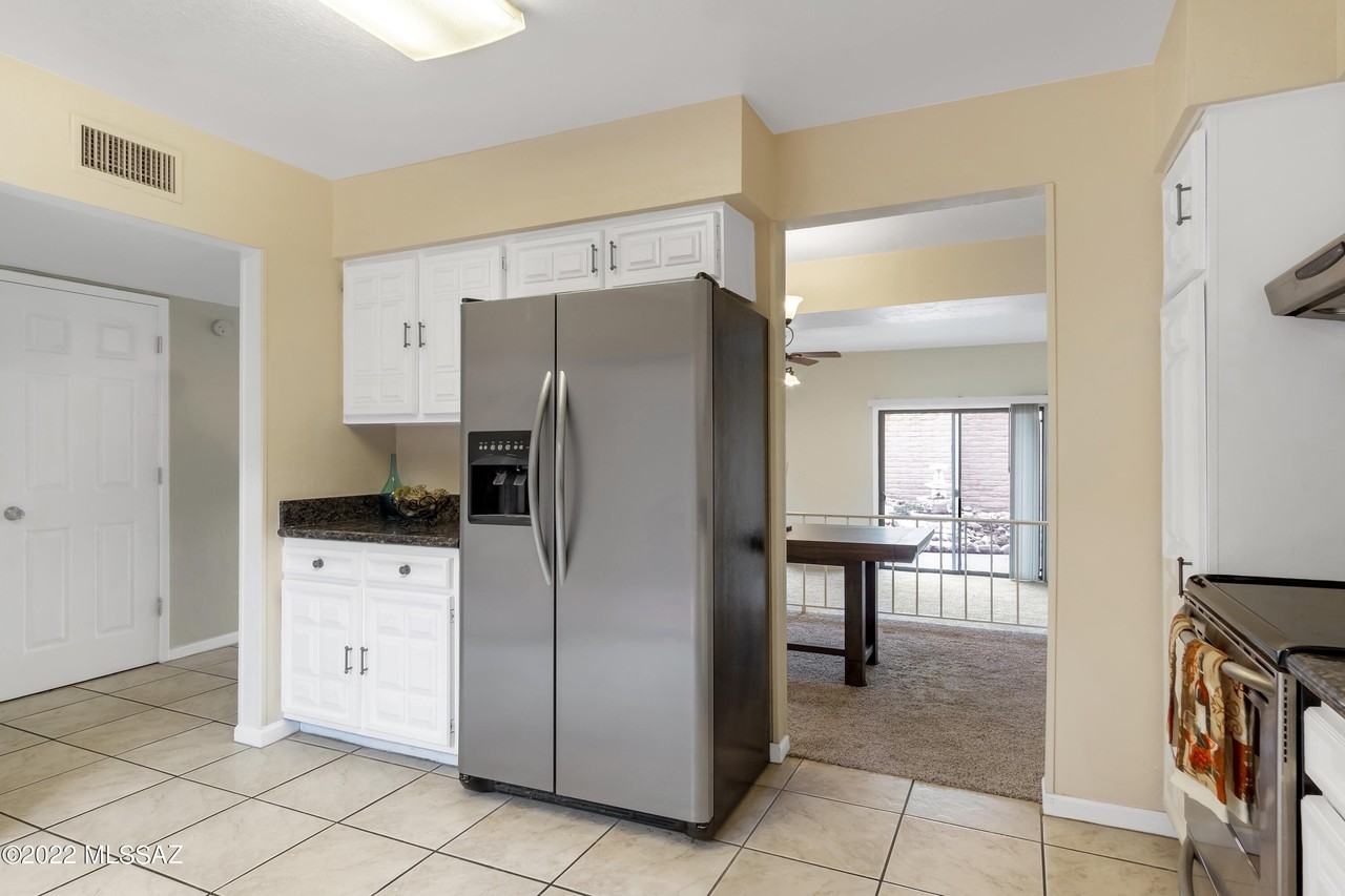 9484 E Golden West St - Photo 5 of 36