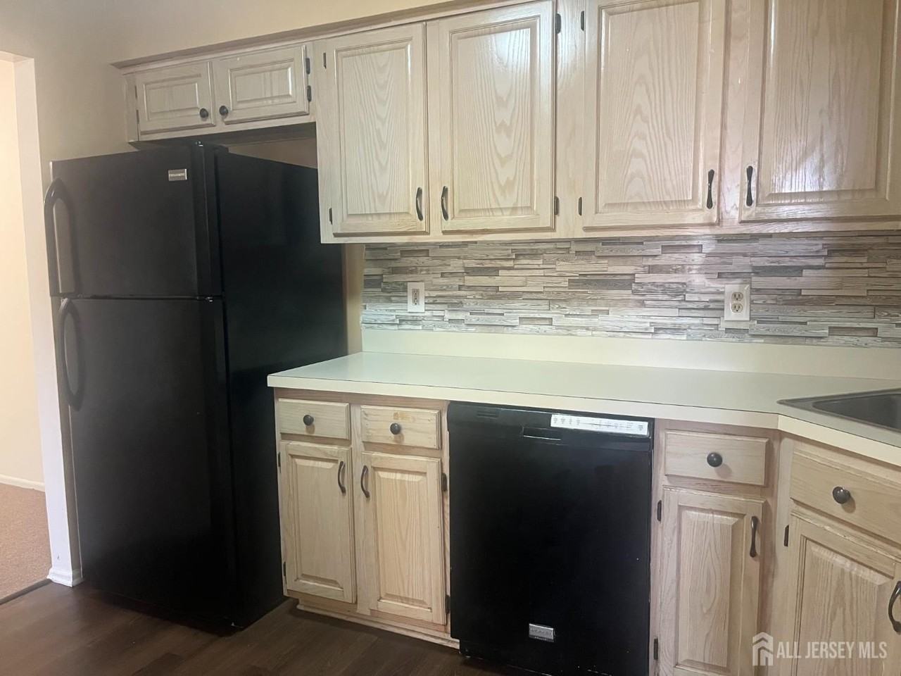 109 Michaels Ct - Photo 4 of 21