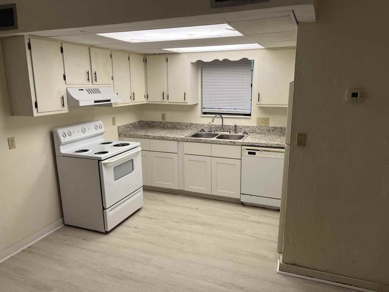 1294 Rumba Ln - Photo 3 of 5