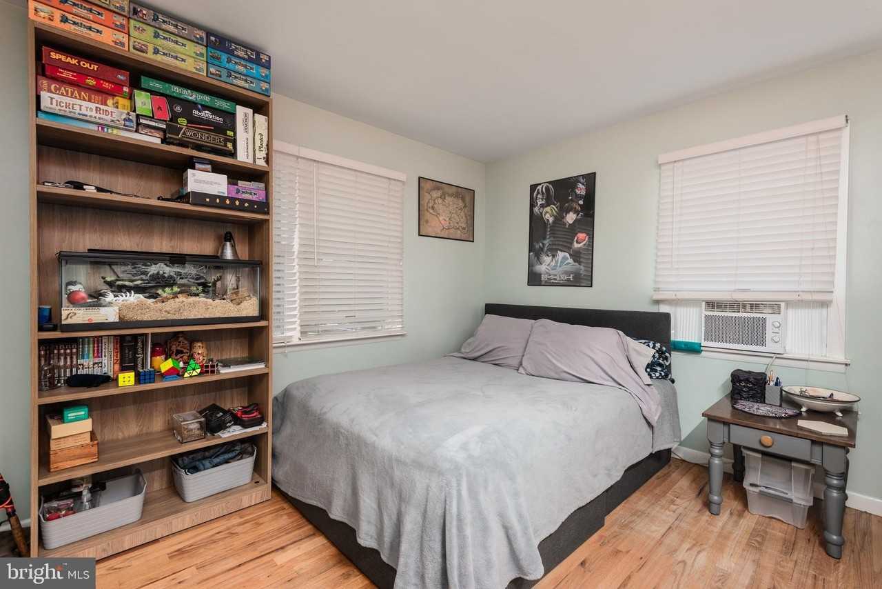 219 Kathy Ct - Photo 6 of 13