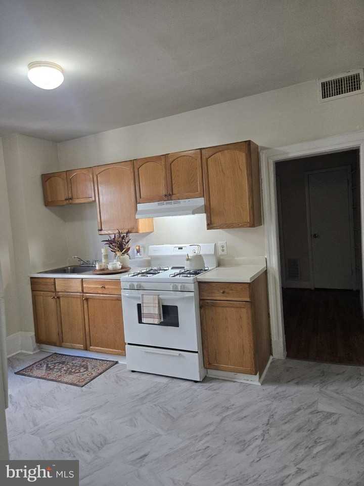 780 Washington Blvd #2F - Photo 4 of 16