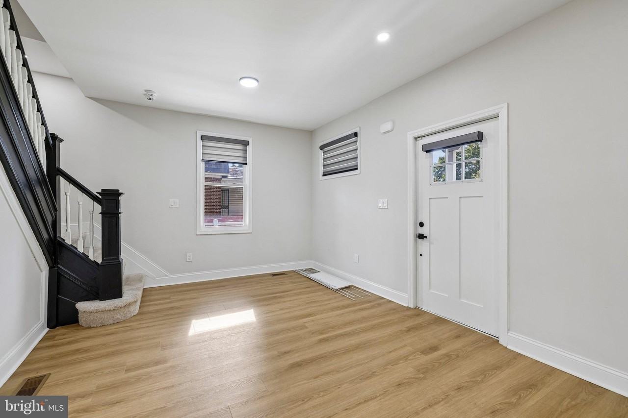 5362 Liberty Heights Ave - Photo 3 of 36