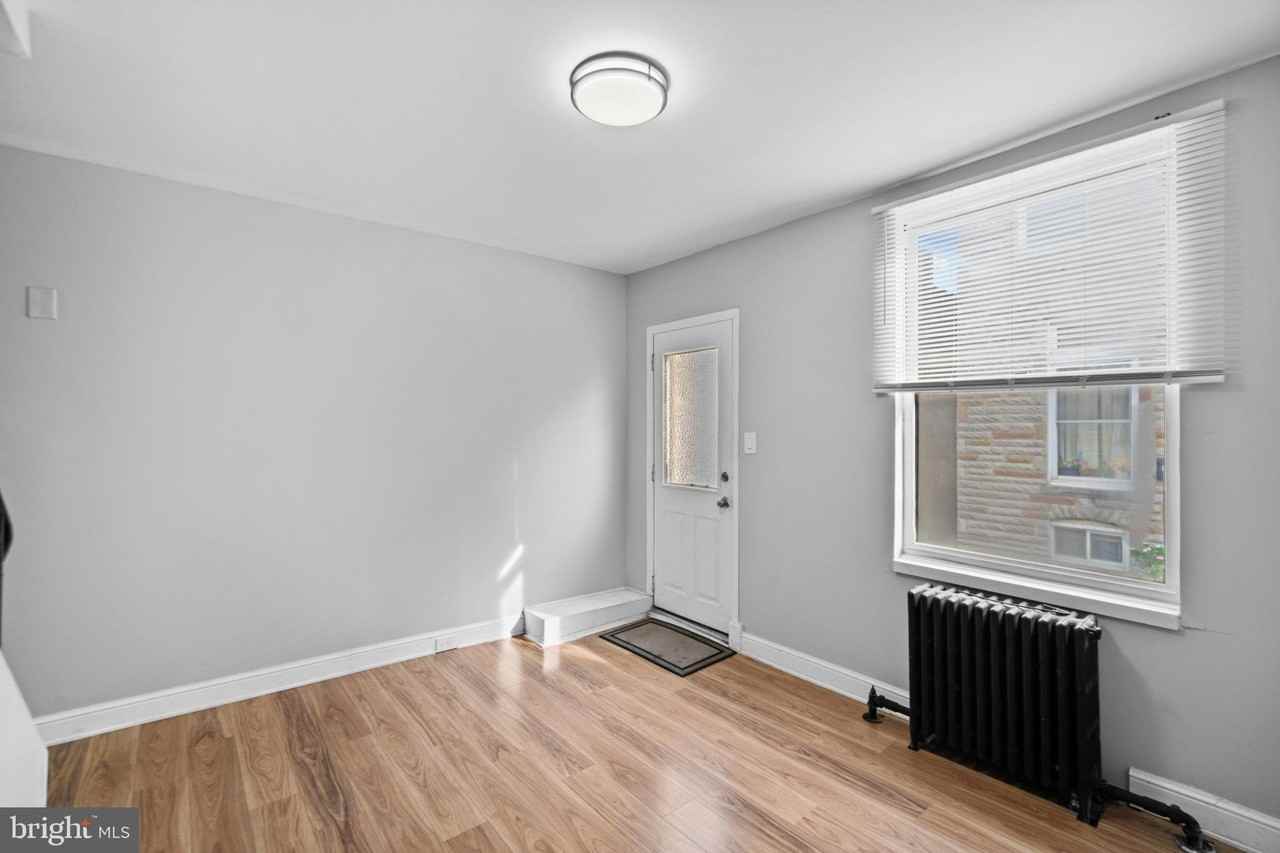 3404 Mueller St - Photo 3 of 38