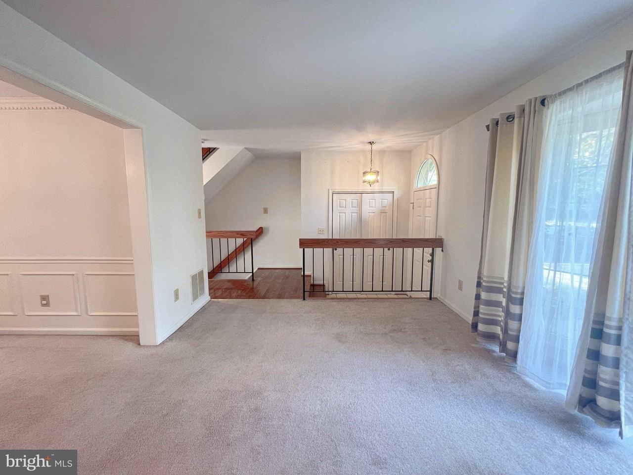 1951 Hickory Hill Ln - Photo 4 of 45