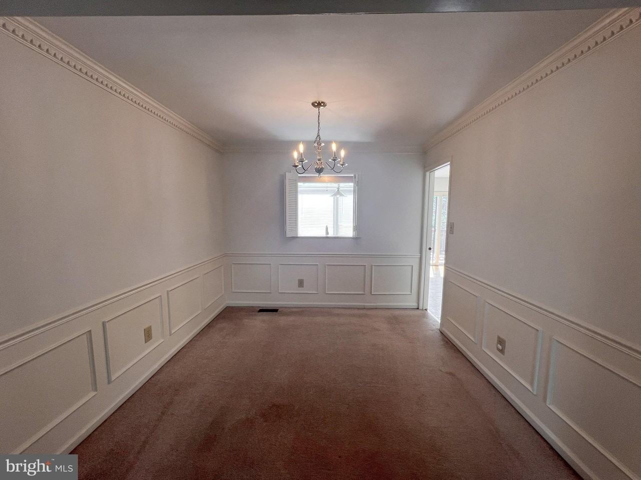 1951 Hickory Hill Ln - Photo 5 of 45