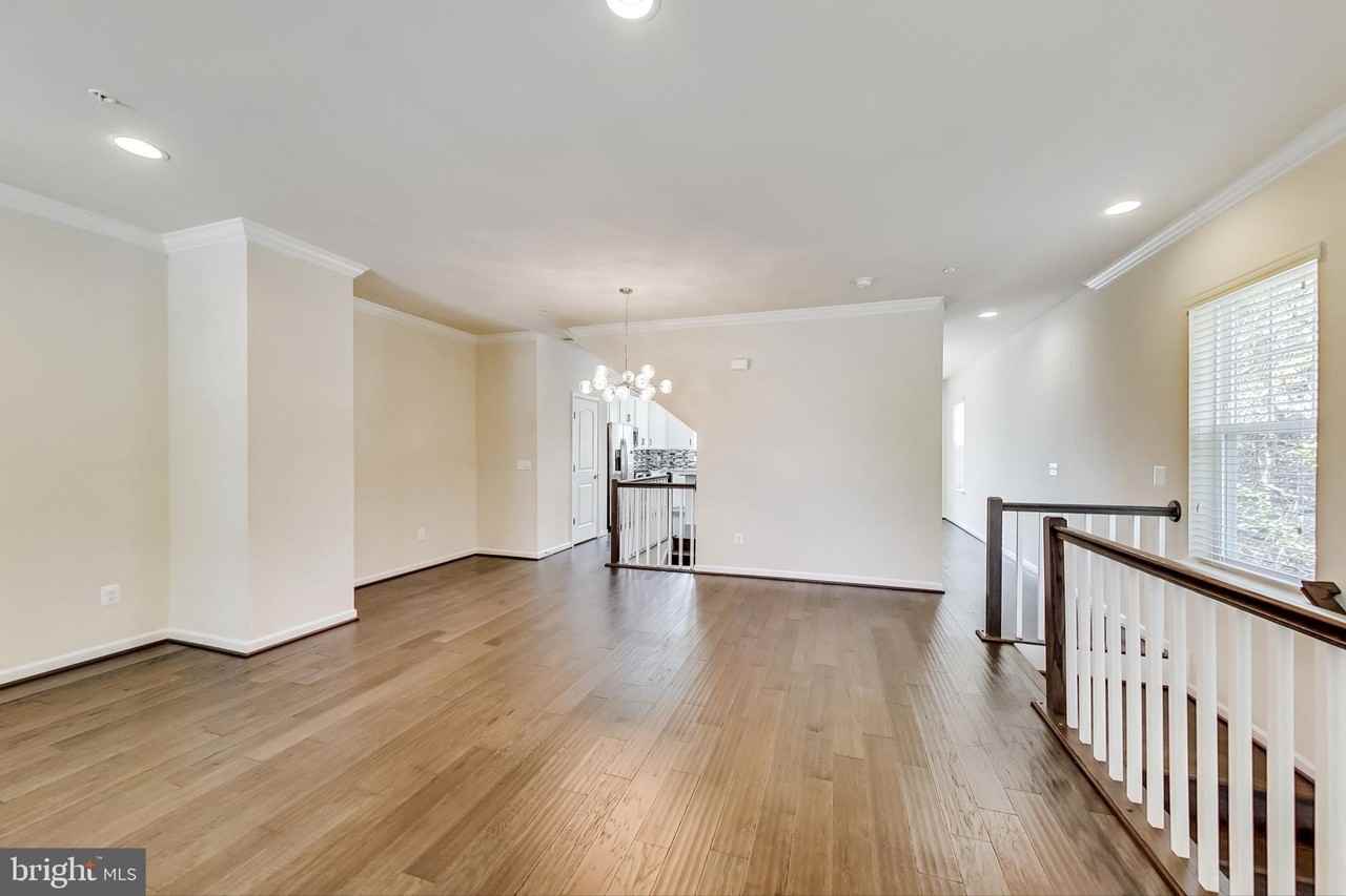 11852 Boland Manor Dr - Photo 7 of 37