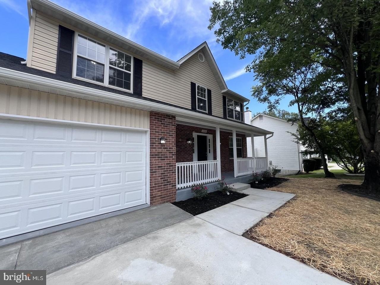 12200 Clear Creek Dr - Photo 5 of 50