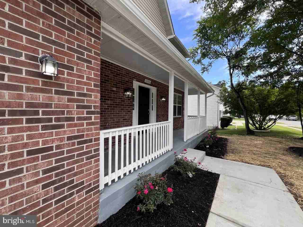 12200 Clear Creek Dr - Photo 6 of 50