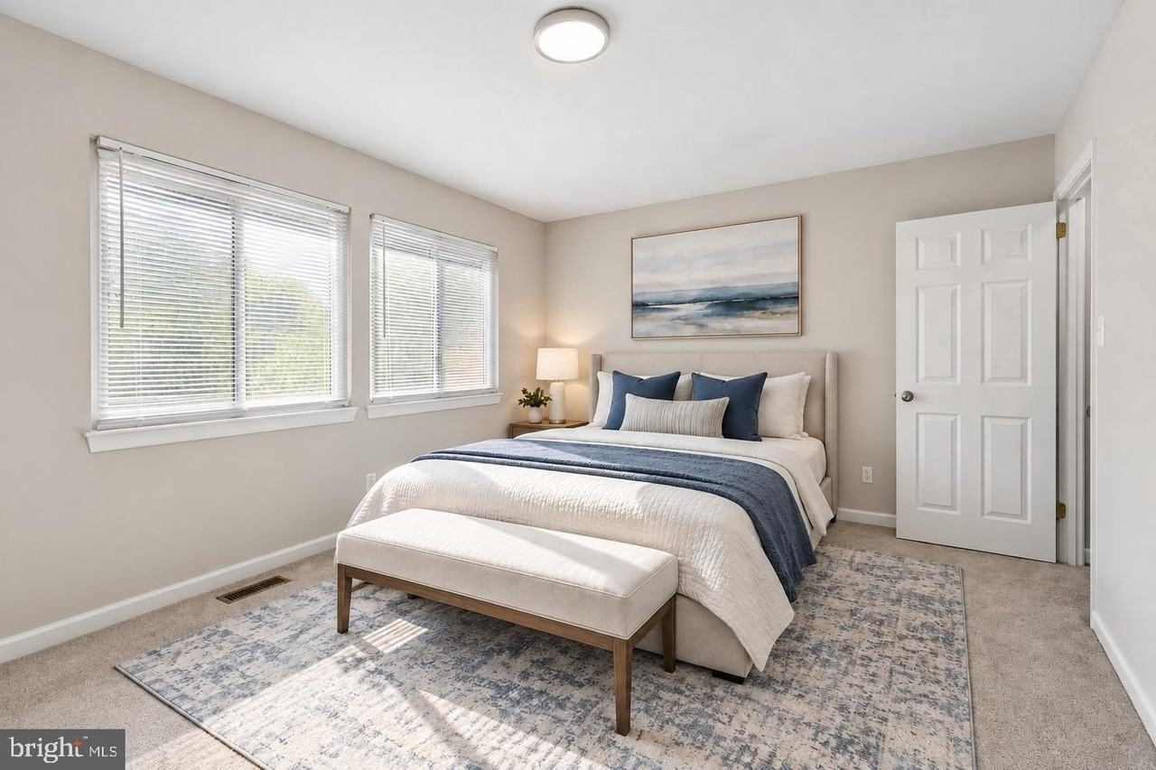 15644 Millbrook Ln #33 - Photo 2 of 50