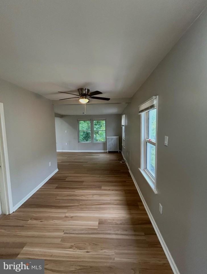 157 Clifton Ave #B - Photo 4 of 12