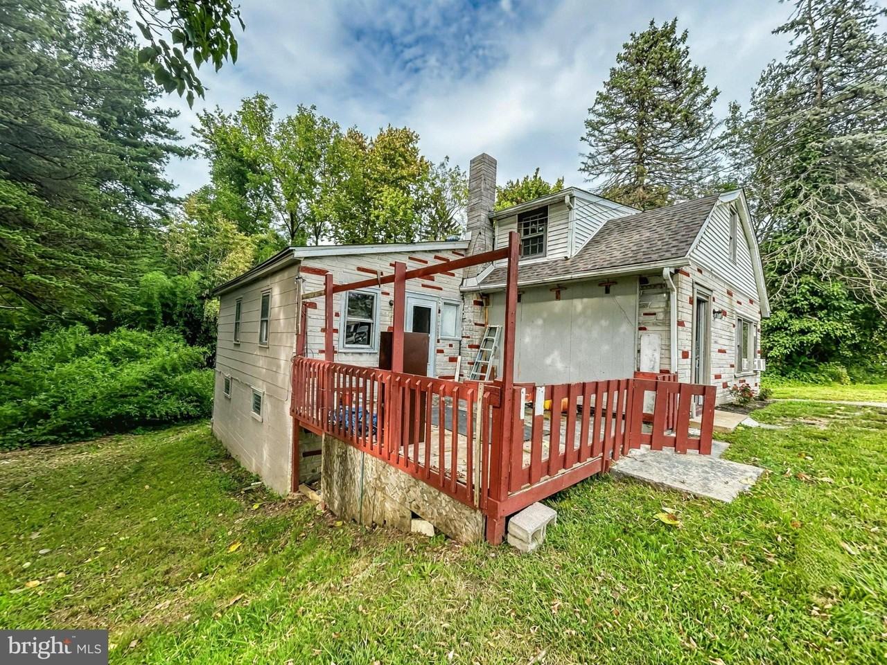 497 Lancaster Ave - Photo 5 of 22