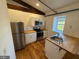 featured image of 200 W Marshall St #4