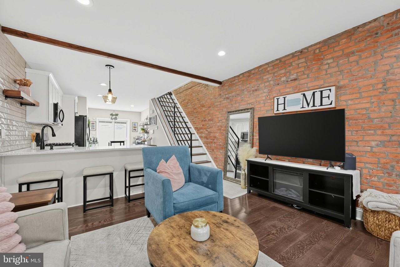 1842 Wilder St - Photo 4 of 15