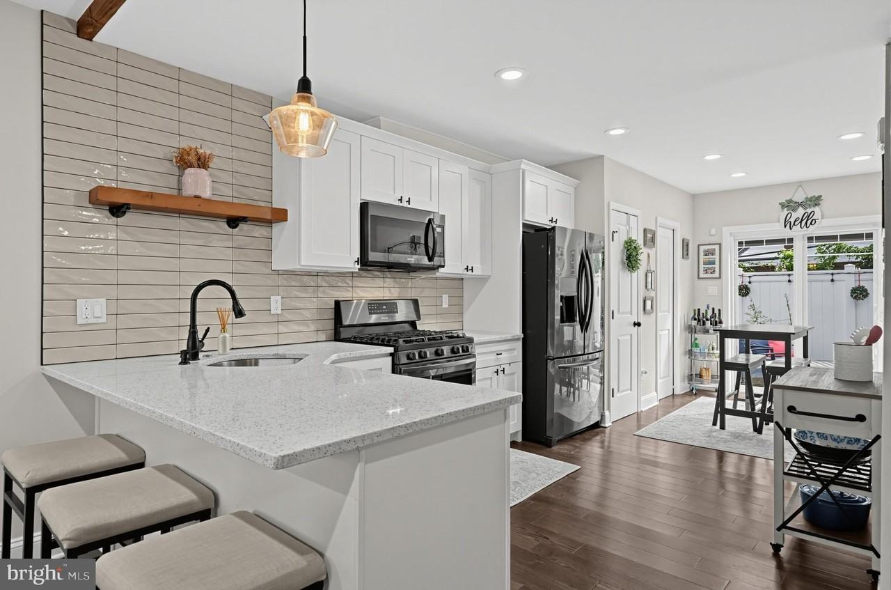 1842 Wilder St - Photo 5 of 15