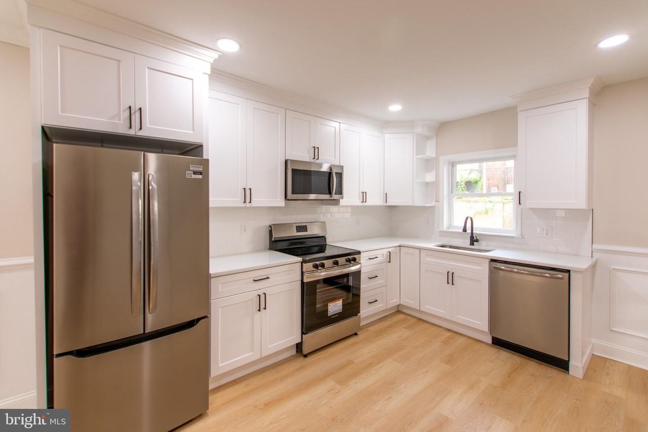 1542 S Bambrey St - Photo 5 of 21