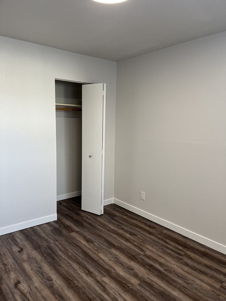 710 Dogwood Street #210 - Photo 6 of 12