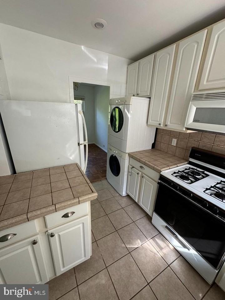 3212 Valley Dr - Photo 7 of 11