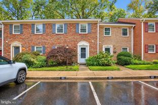 424 Greenbrier Ct - Photo 1 of 1