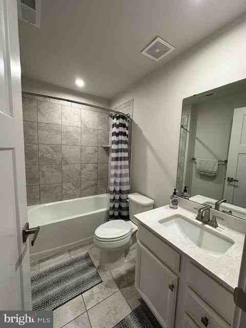 129 Bayhill Ter - Photo 5 of 34