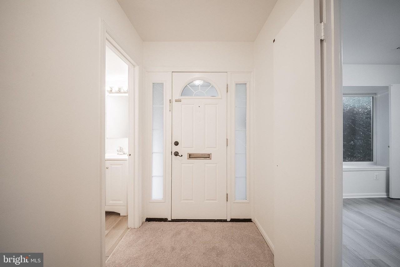 3722 Persimmon Cir - Photo 5 of 39