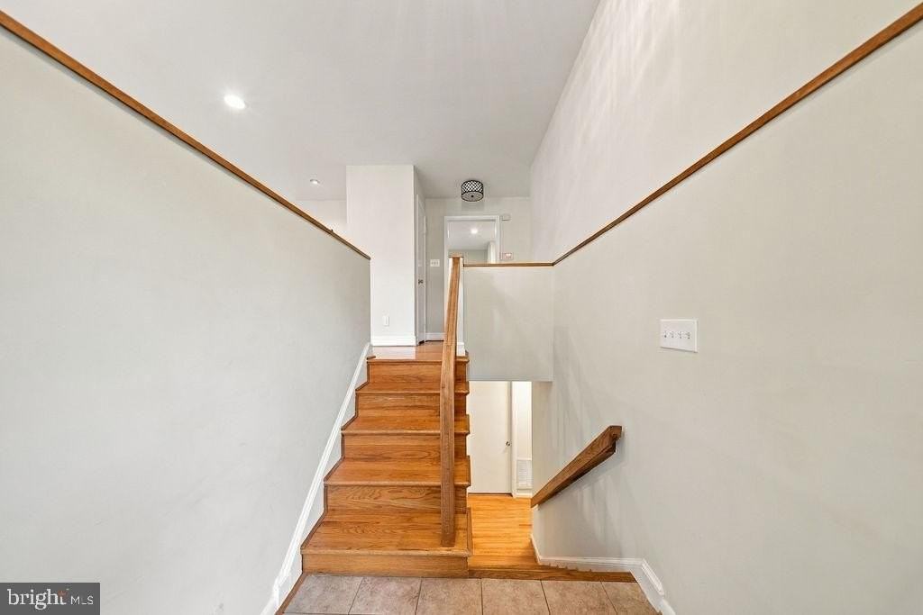 1632 Morrill Ct - Photo 4 of 45