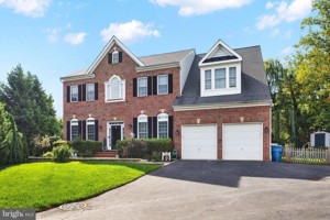 featured image of 7216 White House Dr