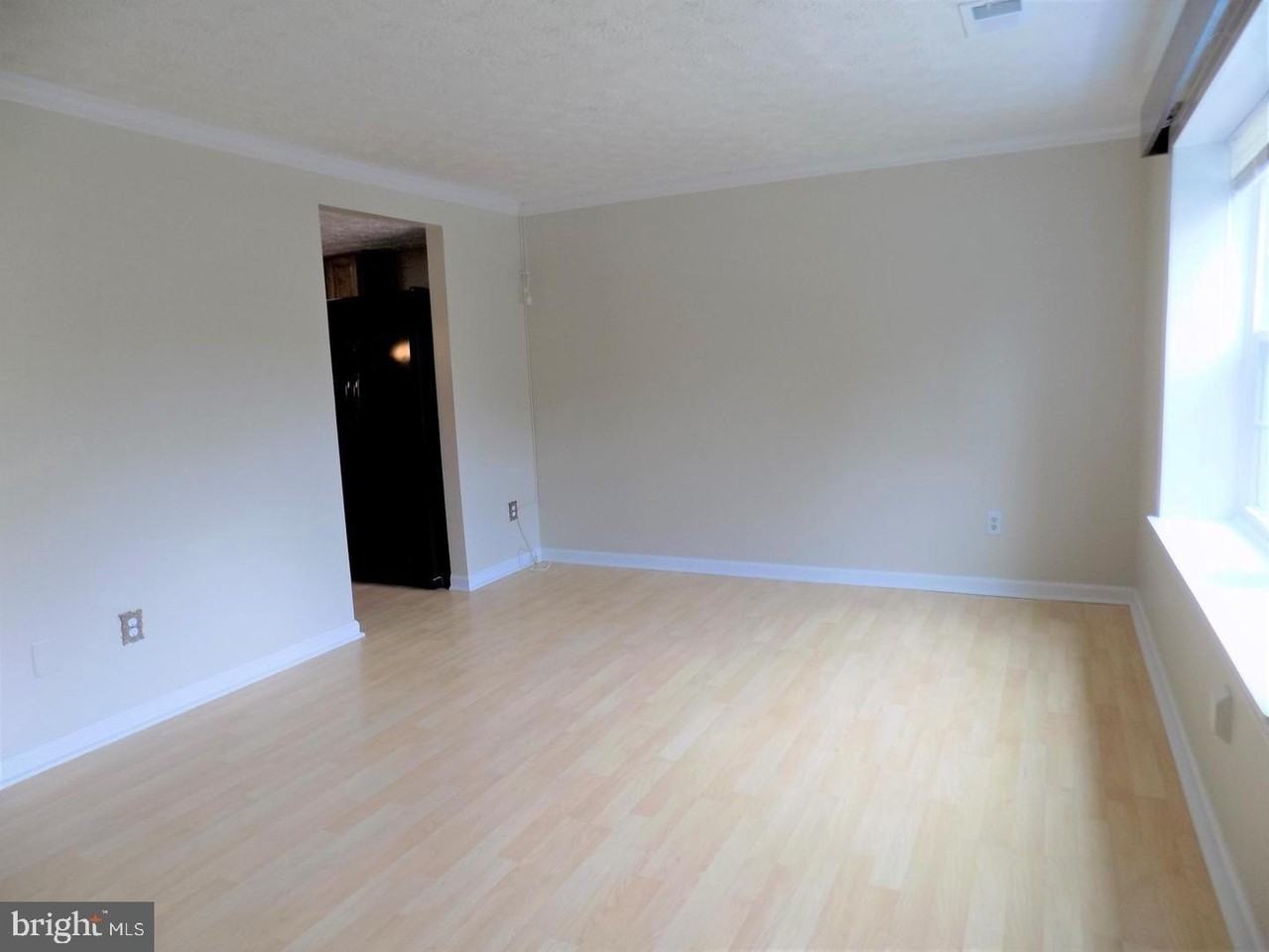 5920 Spruce Run Ct - Photo 4 of 34
