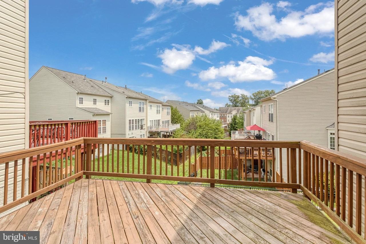 65 Pike Pl - Photo 5 of 14