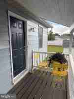 featured image of 120 W 4th Ave #5