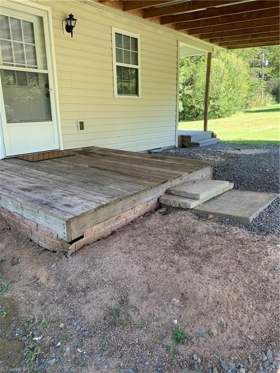709 Cana Rd - Photo 3 of 13