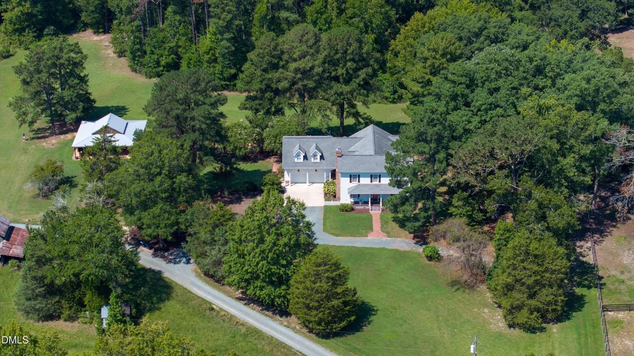 190 Oakley Farm Rd - Photo 2 of 50