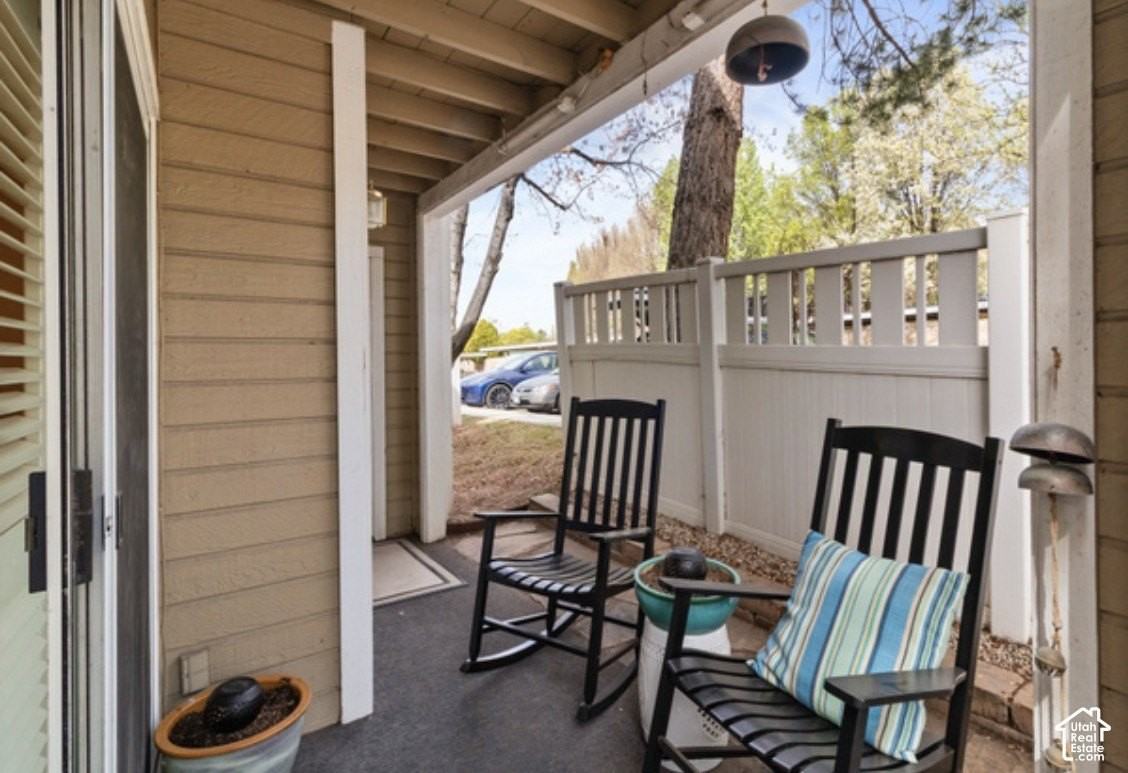1498 E Foxboro Dr #1 - Photo 5 of 23