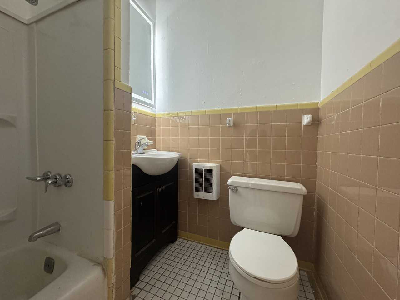 230 Quail St #2F - Photo 5 of 7