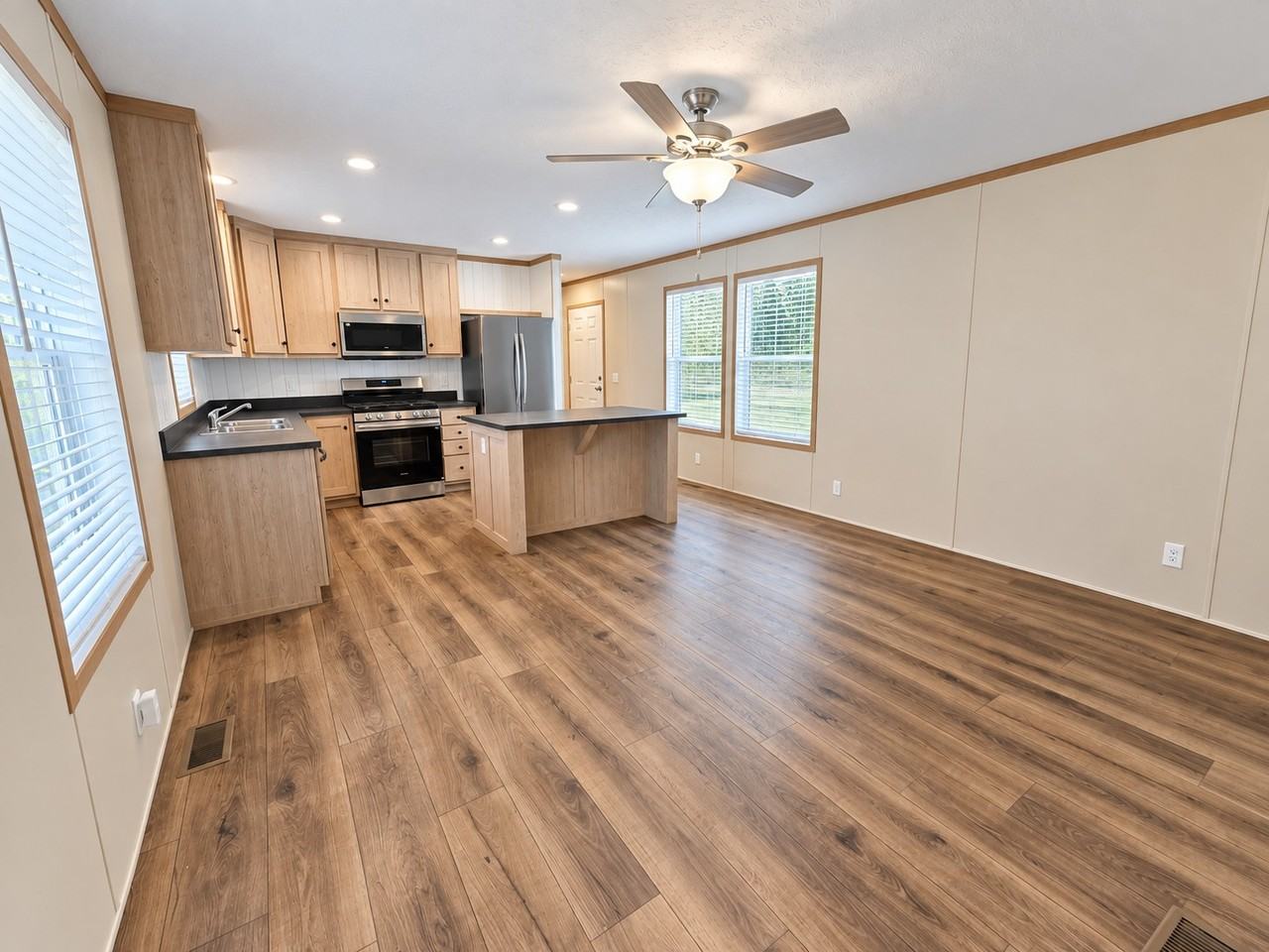 4637 Butternut St #675 - Photo 2 of 14