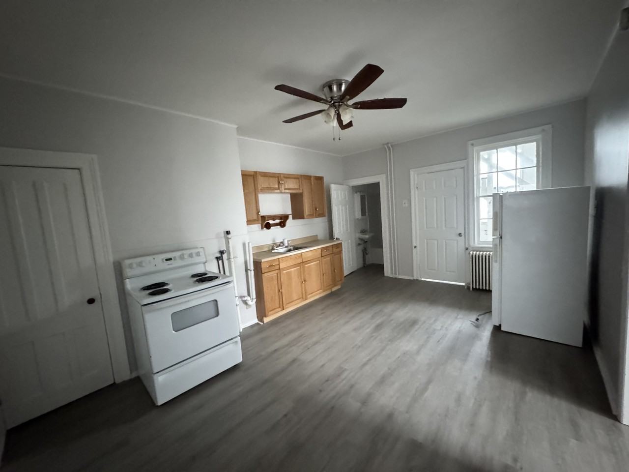 7 Corning St #1 - Photo 2 of 9