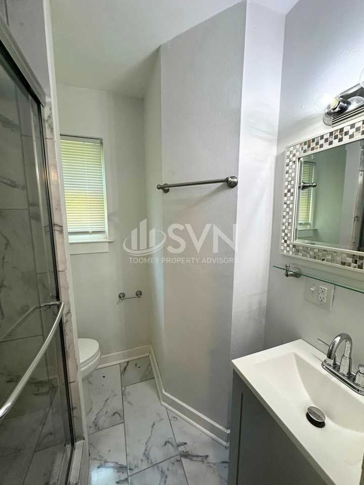 161 Stonewall Pl - Photo 2 of 16