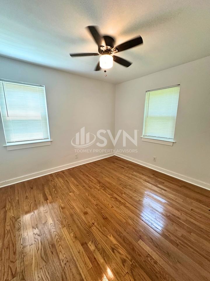161 Stonewall Pl - Photo 4 of 16