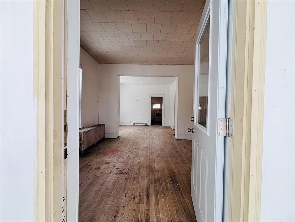 605 Ellis Ave #1 - Photo 3 of 23