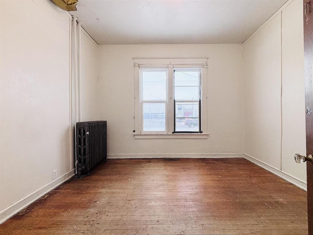 605 Ellis Ave #1 - Photo 7 of 23